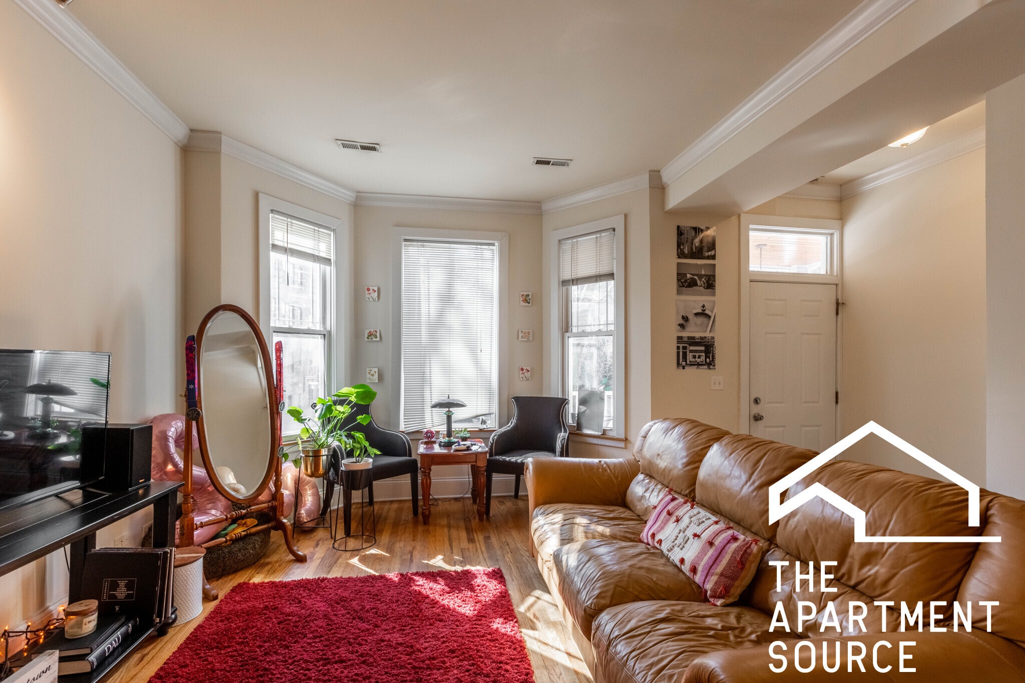 Building Photo - 1314 W Roscoe St