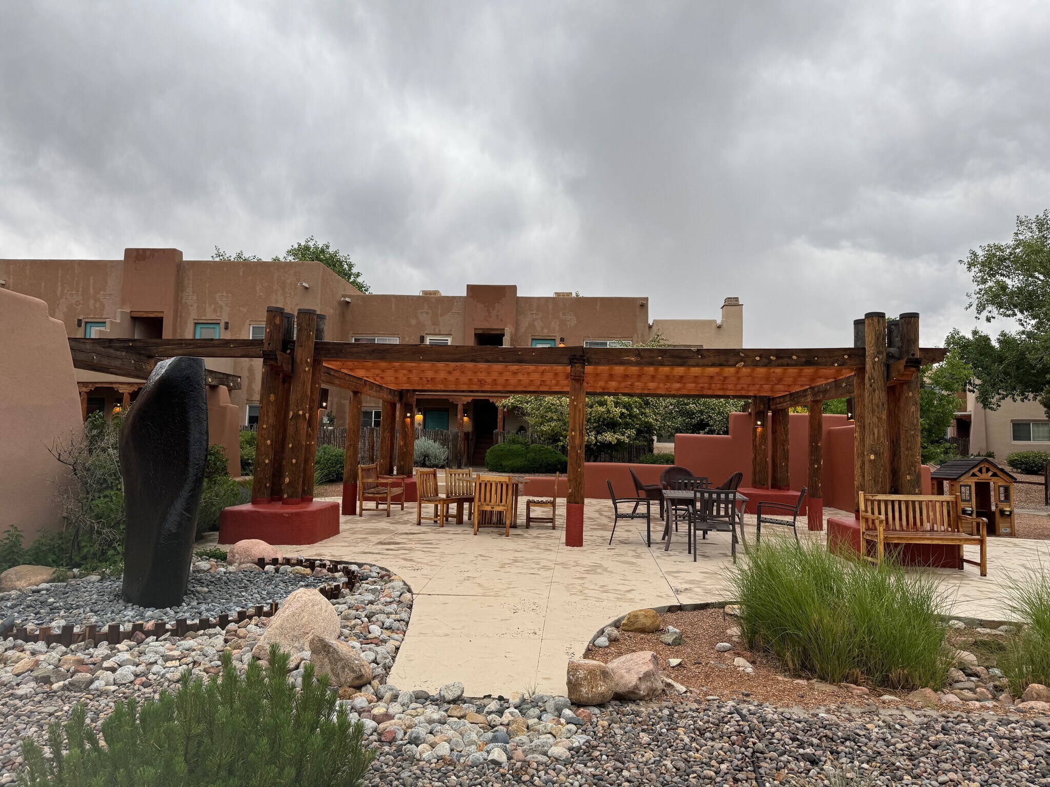 Building Photo - 2210 Miguel Chavez Rd