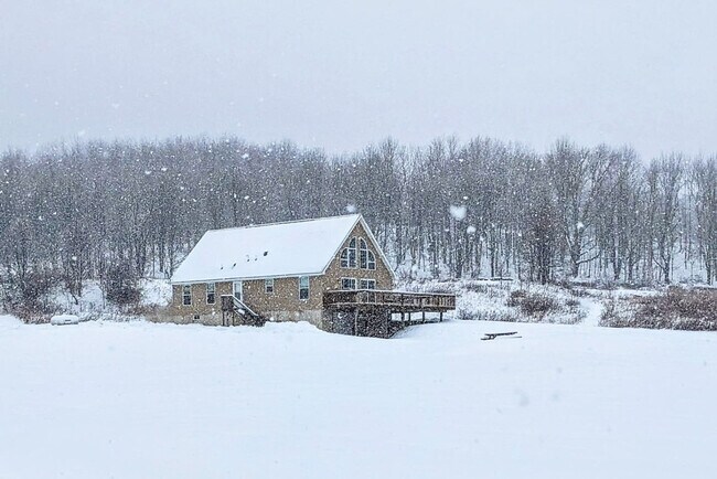 Building Photo - 2109 Dunk Hill Rd