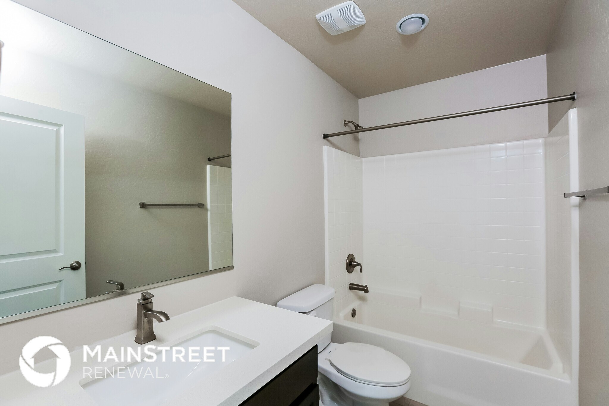 Building Photo - 2000 N 36th St