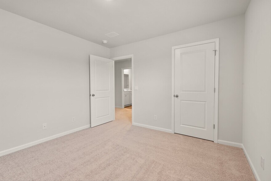 Building Photo - 240 Sweet Cherry Ln