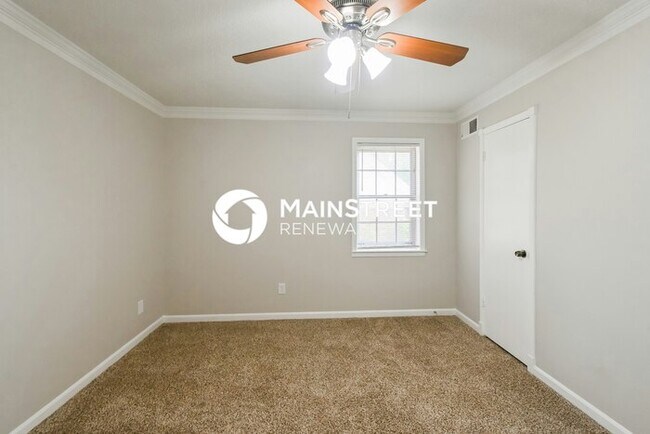 Building Photo - 3 Bedroom Pet-Friendly Home in Bartlett, TN with Main Street Renewal