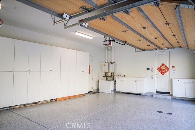 Building Photo - 111 Great Oak