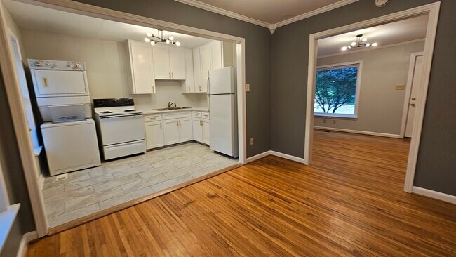Dining Room / Kitchen - 2901 Lee Ave