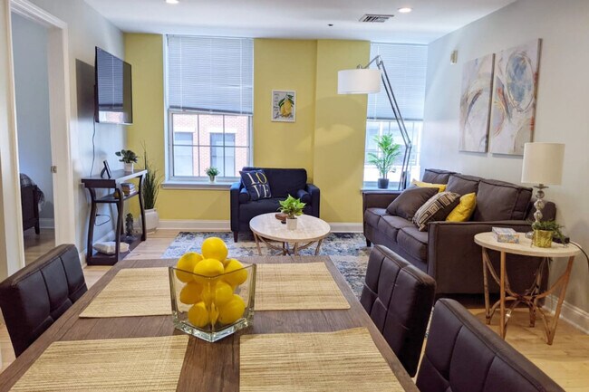 Building Photo - 248 Market St