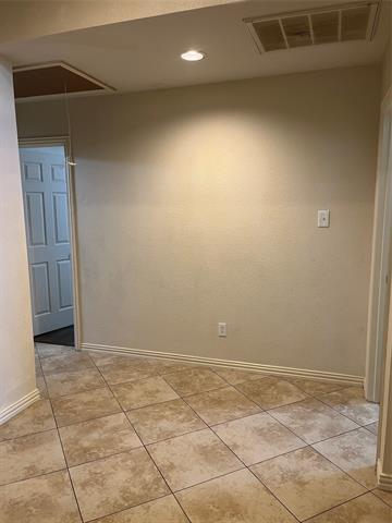 Building Photo - 7216 Kentish Dr