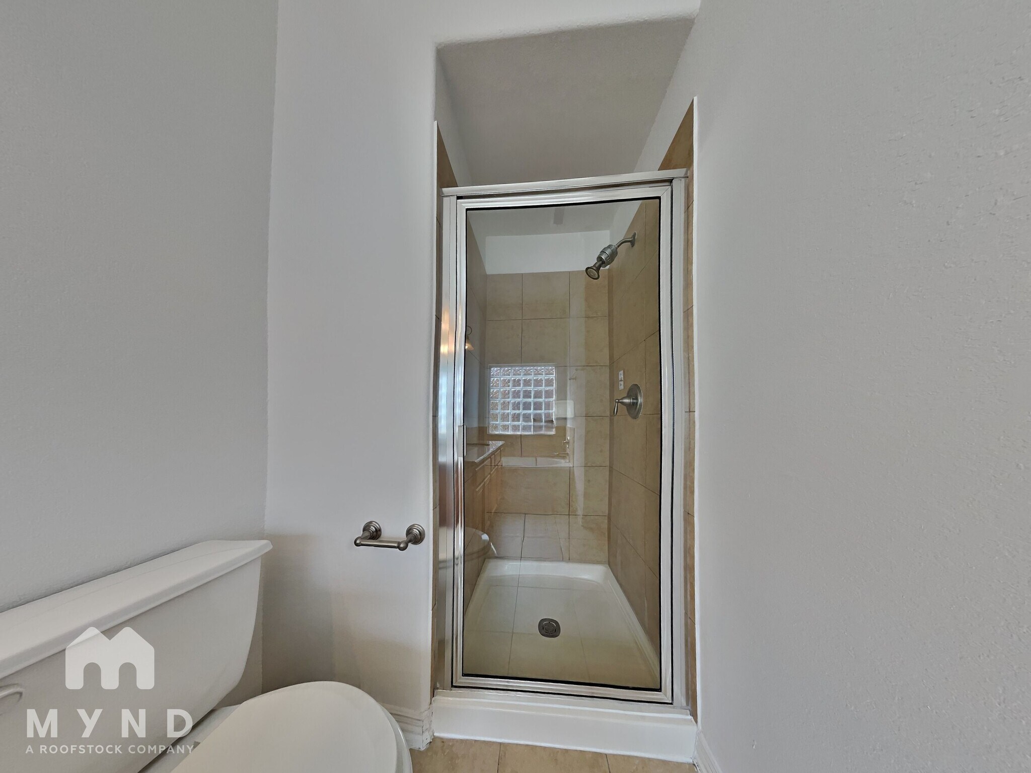 Building Photo - 3412 Honsinger St