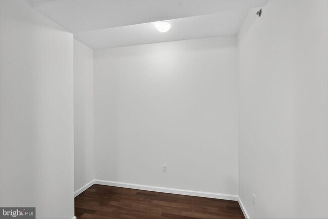 Building Photo - 1425 Locust St