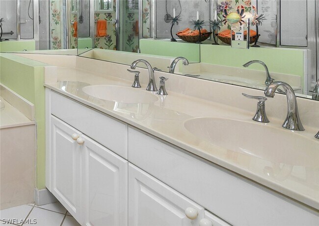 Building Photo - 1000 L'Ambiance Cir