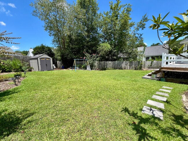 Building Photo - 104 Weatherby Ct