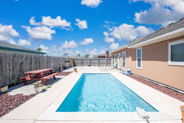 Building Photo - 13937 Windjammer Dr