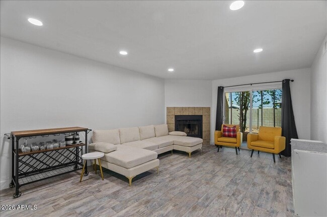 Building Photo - 2515 N 52nd St