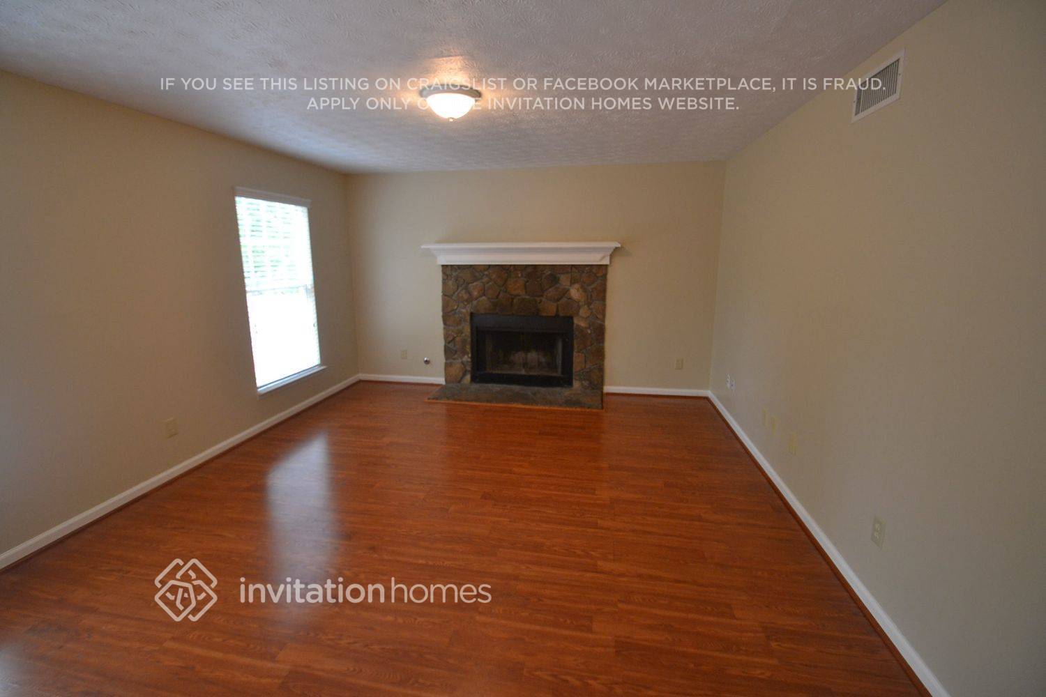 Building Photo - 495 Meadowfield Ct