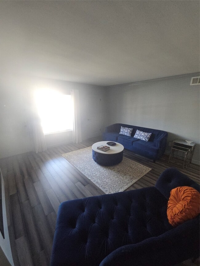 Building Photo - 2250 Bering Dr
