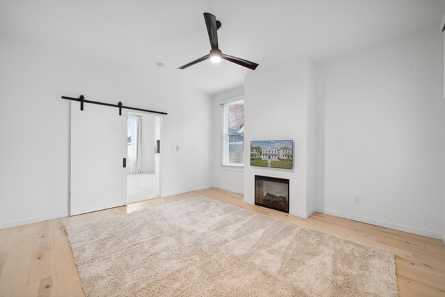 Building Photo - 2810 Griffin Ave