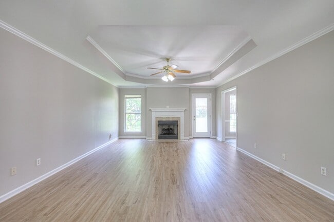Building Photo - 405 Sandi Ct