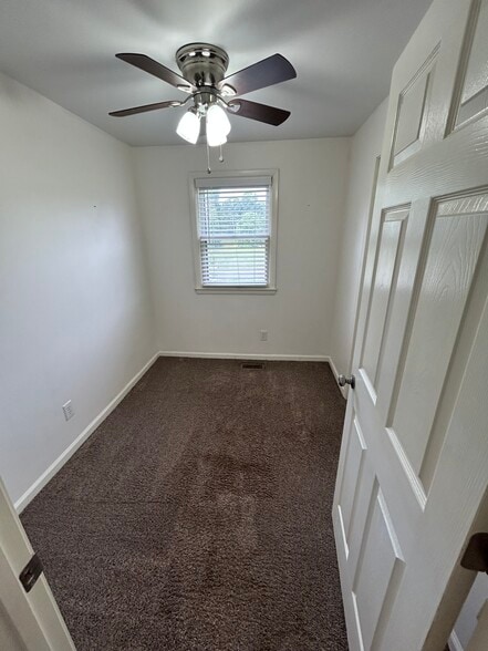 Building Photo - 3848 Davis Rd