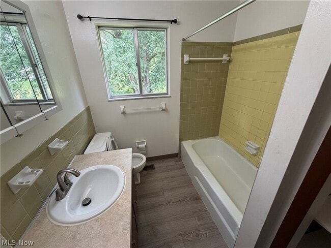 Building Photo - 4426 Cherryhurst Dr