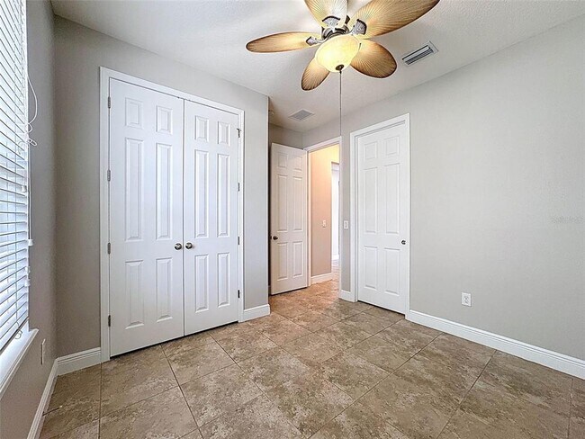 Building Photo - 1606 Feather Grass Loop