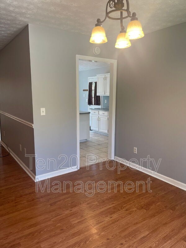 Building Photo - 707 Lee Rd 437