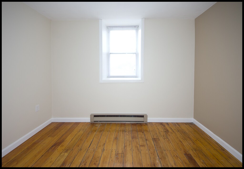 Building Photo - 3 Cook St