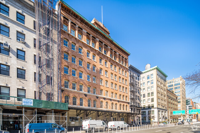 Exterior Building View: 169 Hudson St - Manhattan NY - The Roebling Building