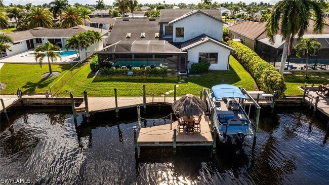 Building Photo - 1911 SE 32nd Terrace