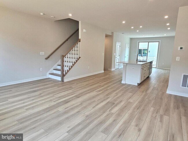 Building Photo - 3622 Agate Ln