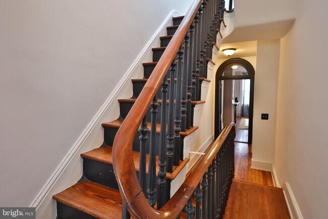 Building Photo - 2805 Poplar St