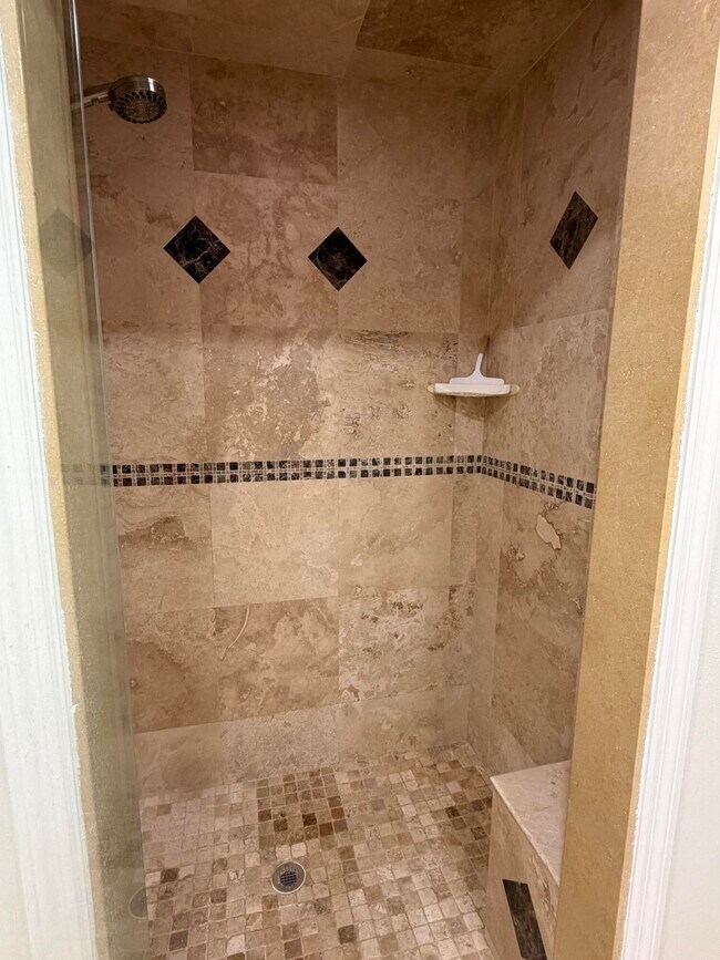 Building Photo - 1343 Lake Breeze Dr