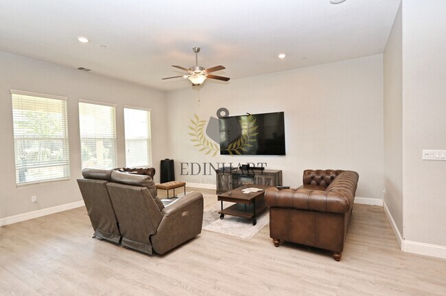 Building Photo - 531 Meridian Ave