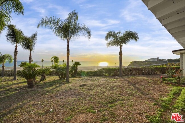 Building Photo - 29637 Pacific Coast Hwy