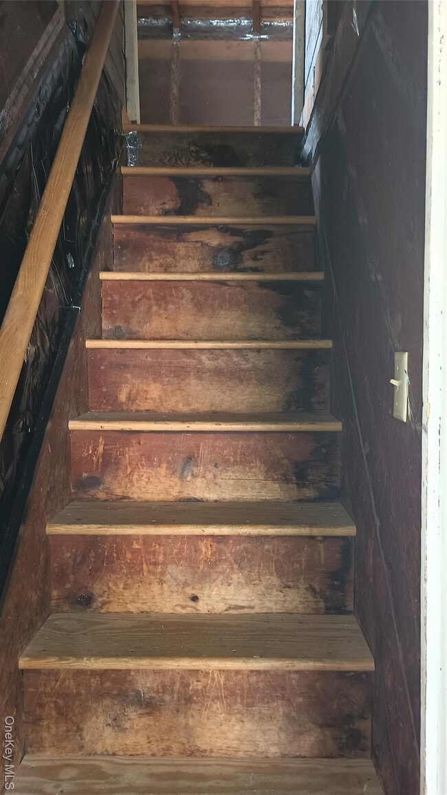 Building Photo - 70 Academy Ave