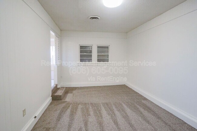 Building Photo - 3012 49th St