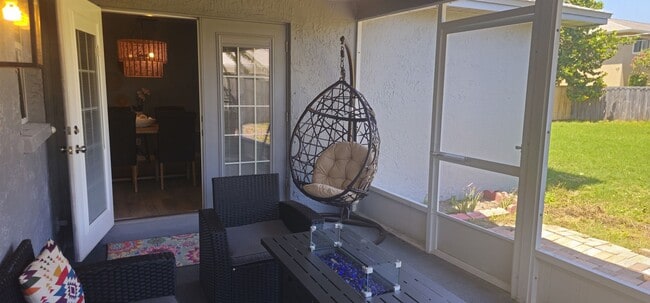 Building Photo - $4,800 Per Month FULLY FURNISHED - SATELLITE BEACH FL- MINUTES TO BEACH