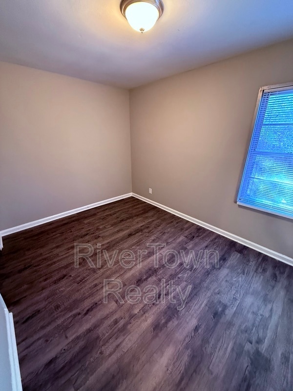 Building Photo - 1337 Haywood Ave