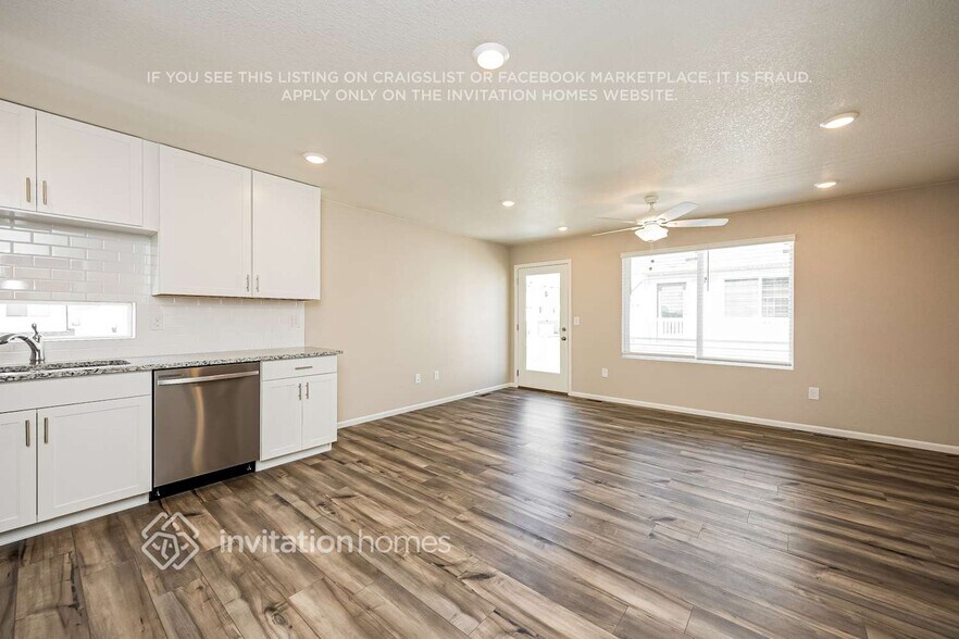 Building Photo - 9354 Oro City Loop
