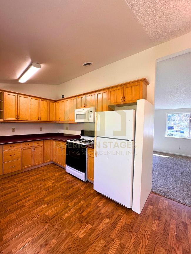 Building Photo - 3855 Via Mondo