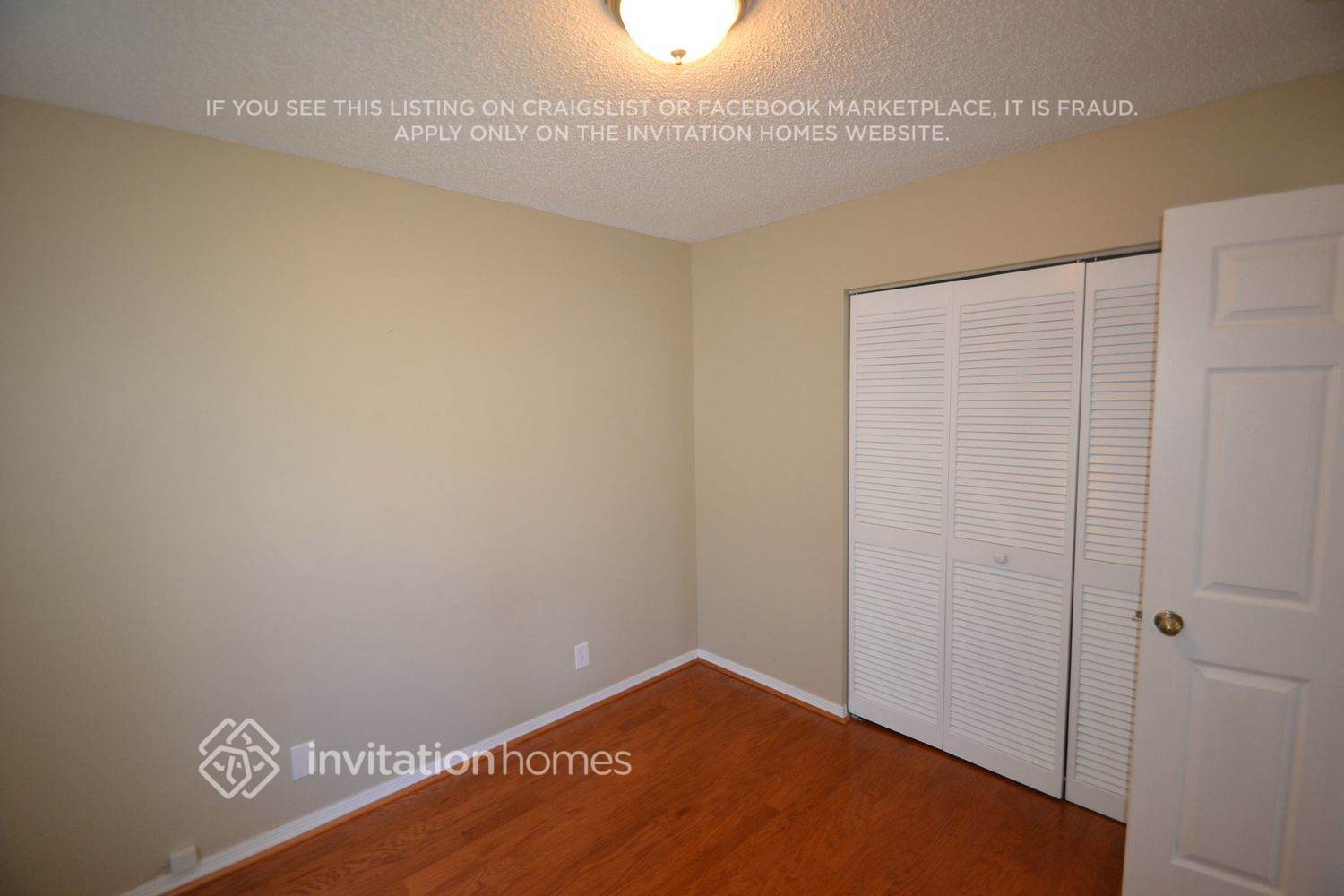 Building Photo - 10841 SW 14th Ct