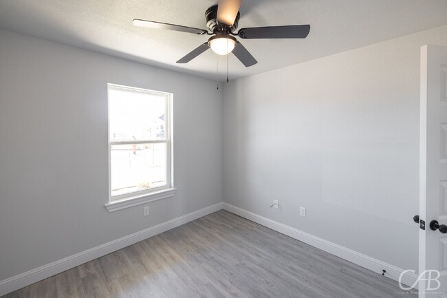 Building Photo - 3698 Yamini Dr