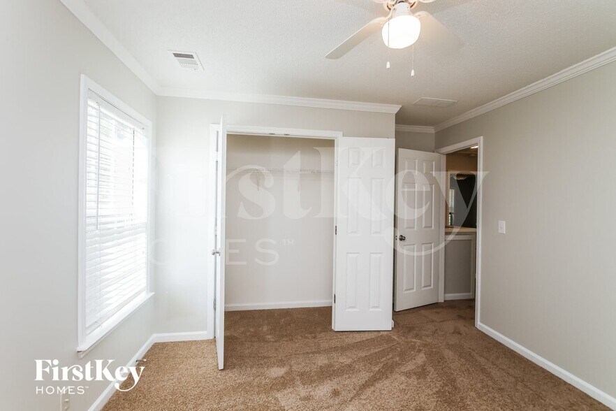 Building Photo - 806 Cataya Cove