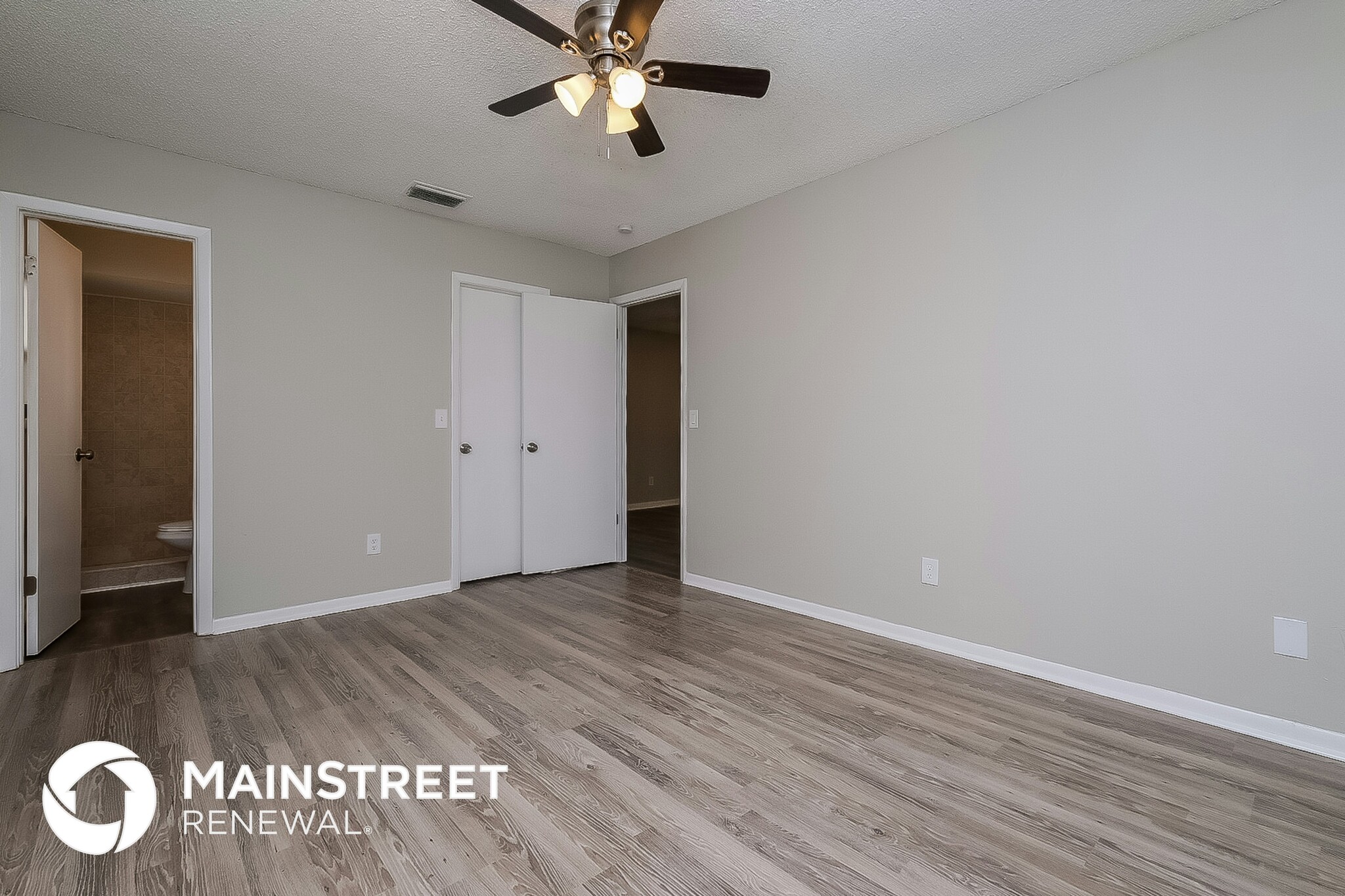 Building Photo - 13903 Briardale Ln