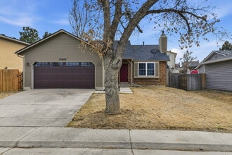 Building Photo - $2,695.95 - 4 Bed, 2 Bath Home in Aurora with Central AC, and In Unit Laundry!