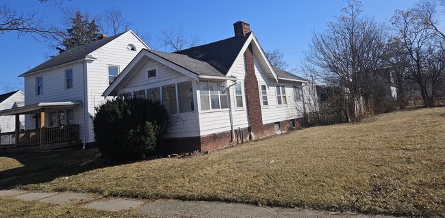 Building Photo - Owner Finance – NO Credit Check! 3 Bed Home – Move In Fast!