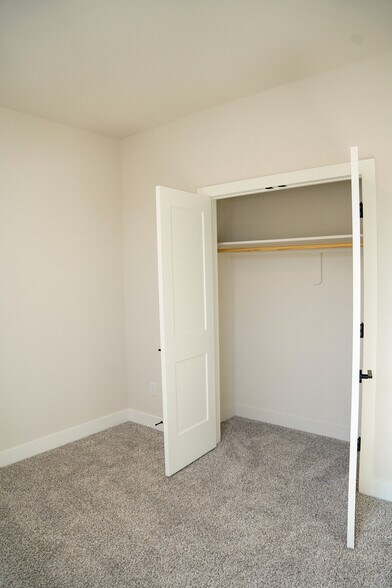 Building Photo - 20680 S Barker St