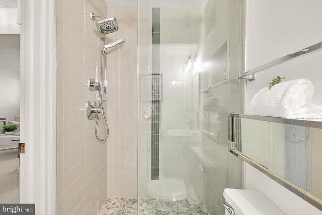 Building Photo - 6003 Chicory Pl
