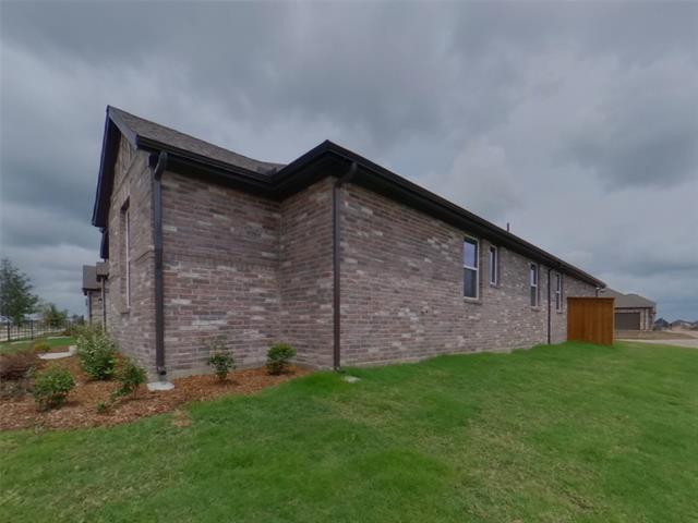 Building Photo - 2516 Finch Holw Dr