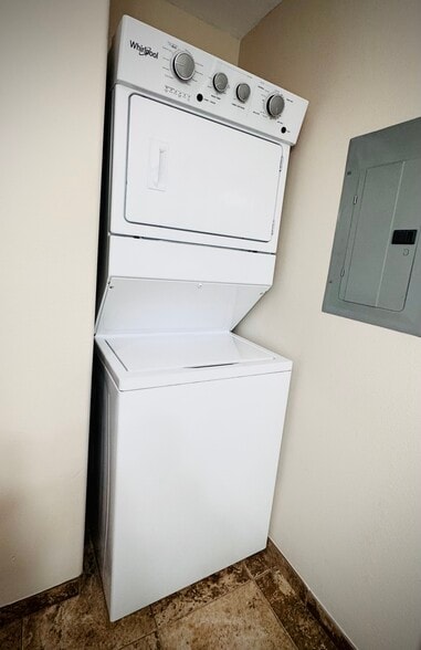 Laundry in Bathroom - 16670 S Carus Rd