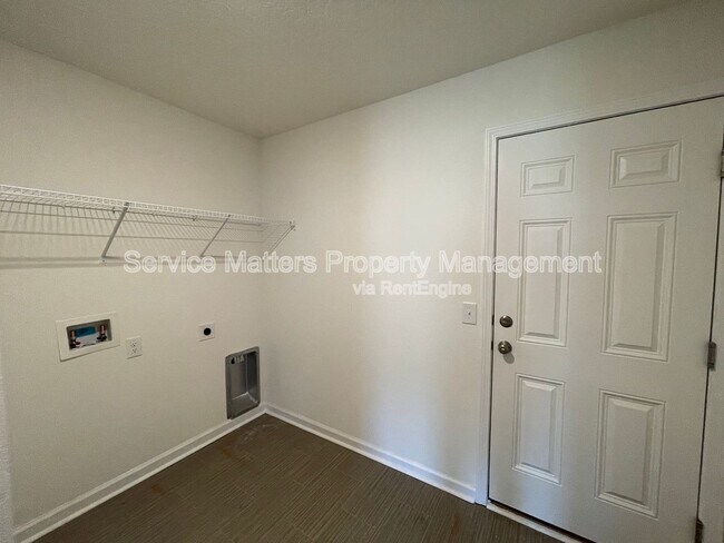 Building Photo - 4328 Jitterbug St