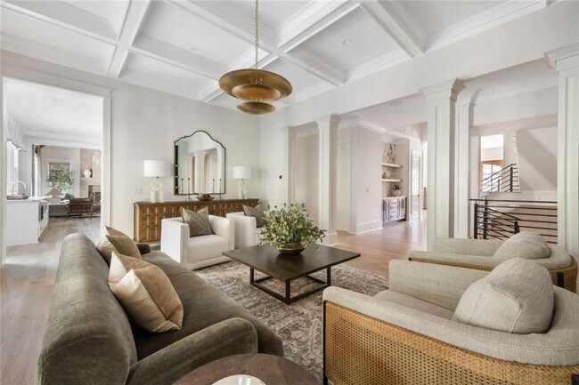 Building Photo - 402 Timberview Trail